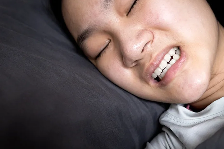 Effective solutions to stop teeth grinding and prevent enamel wear.